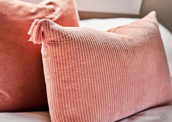 Krueger's Crib By Staysville Aparthotel