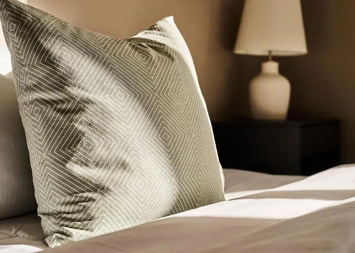 Krueger's Crib By Staysville